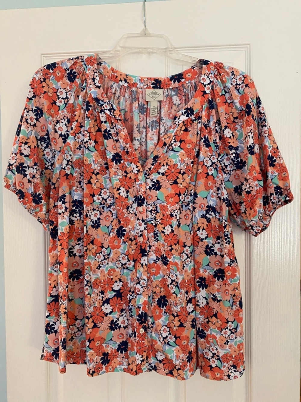 St. John's Bay Coral, Navy & Mint Floral V-Neck Blouse